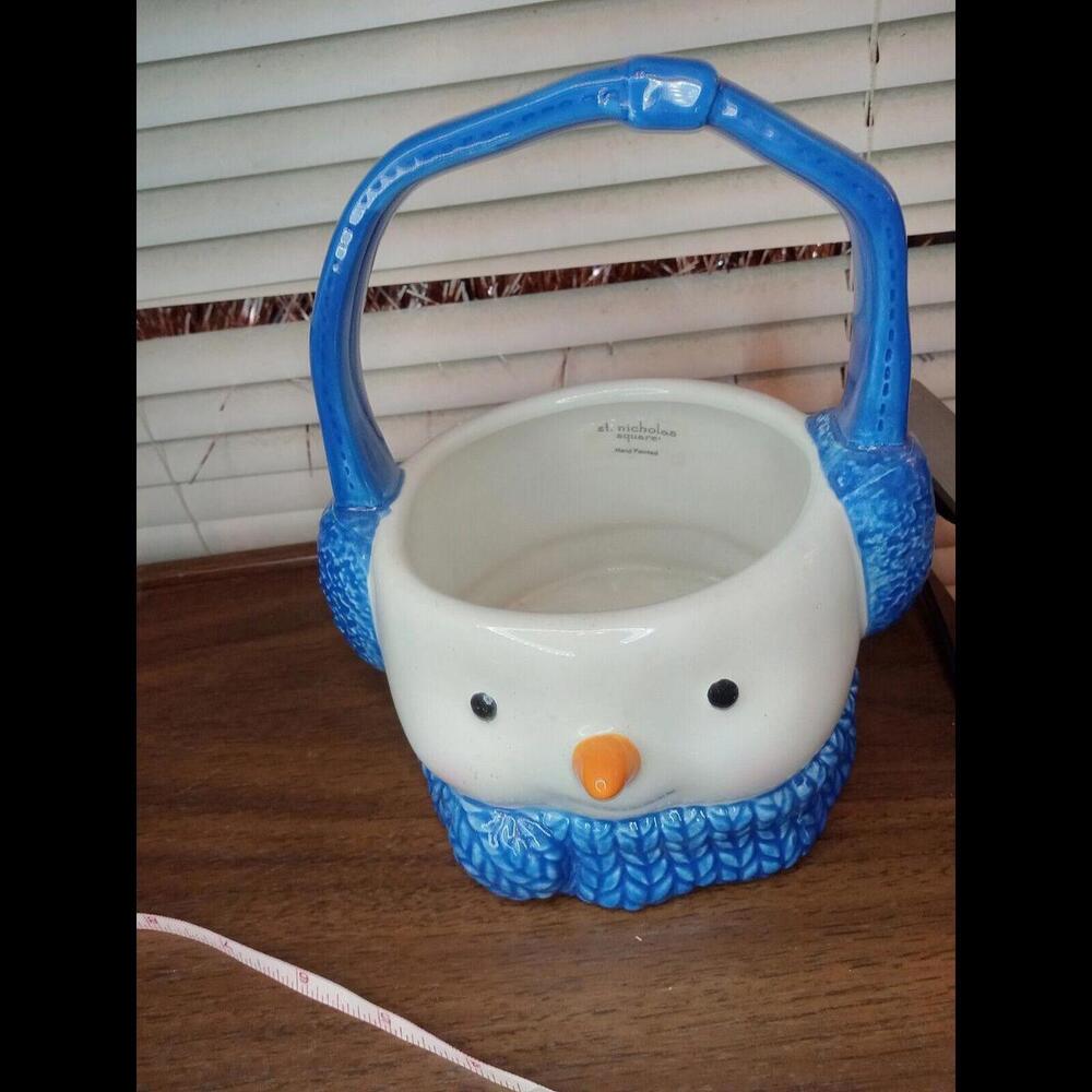 St. Nicholas Square Let It Snow Decor. Ceramic Basket.Snowman. Frosty. Winter